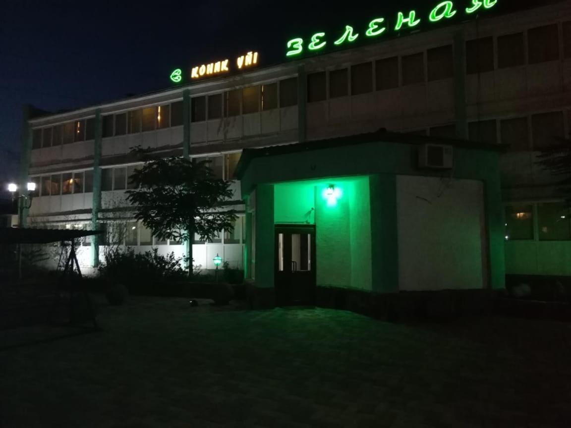 Hotel Zelenaya Aktau  Bagian luar foto